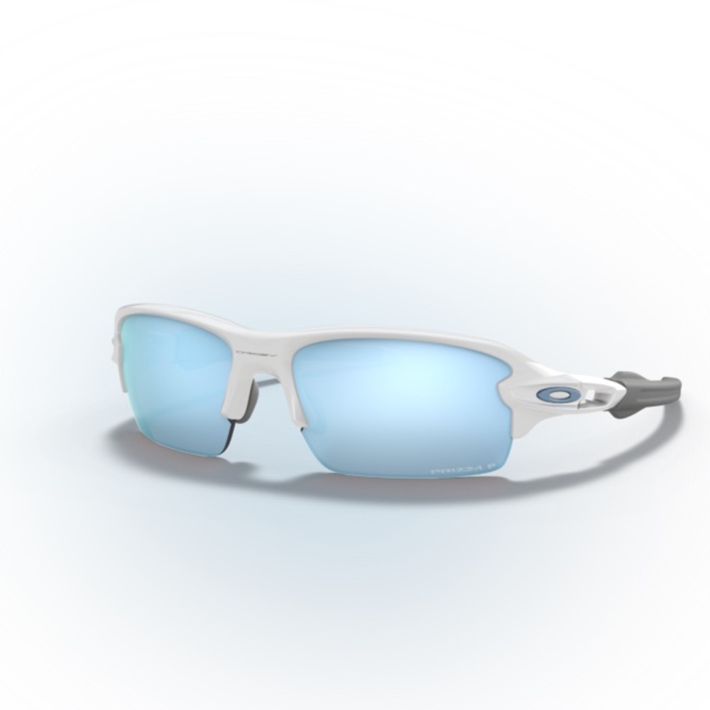 Oakley - Flak XS Polarized Sunglasses in White w/ original box & pouch 🕶️